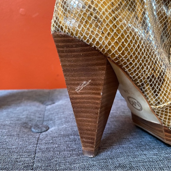 Michael Kors Peep Toe ‘Snake Skin’ Ankle Booties - Picture 14 of 14
